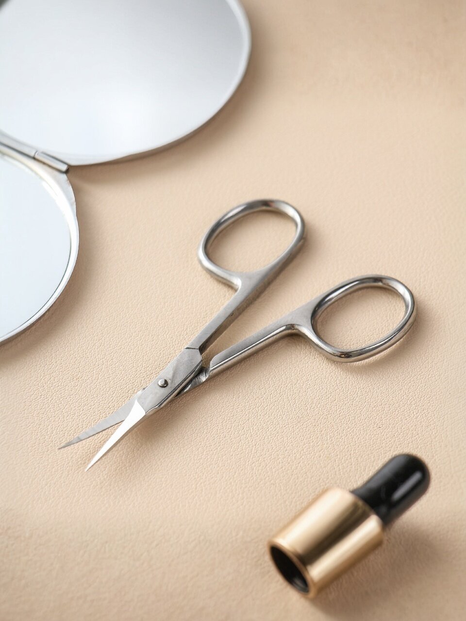 Ножницы маникюрные для ногтей, металл, 9.2 см, ручная заточка, серебряные, Zinger, zo-B-117-S-SH