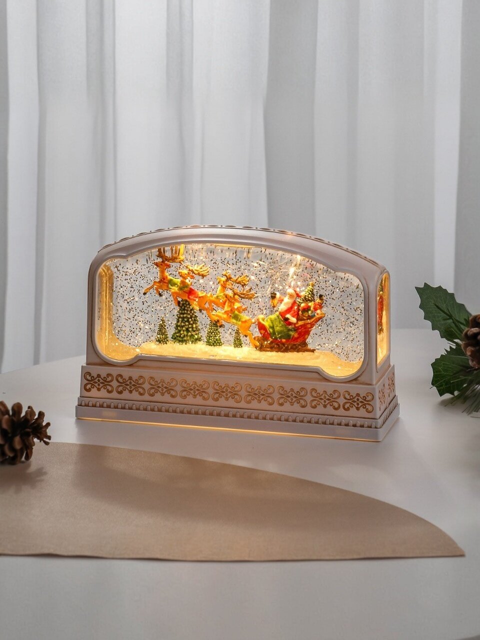 Фигурка декоративная полимер, Санта с санями, 23.5х7.3х14.5 см, свет, музыка, работа от USB или 3АА, Y4-9363