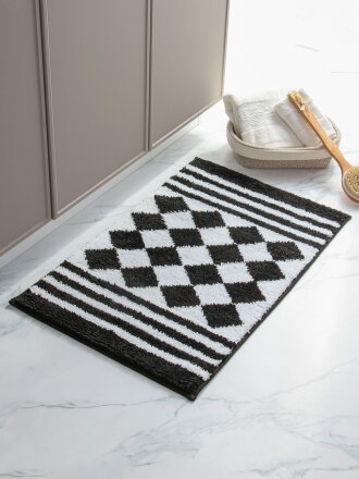 черно-белый