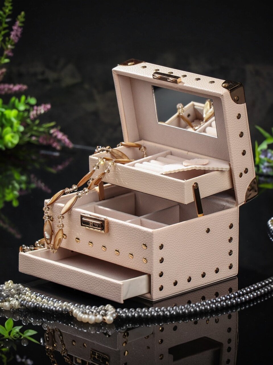 Шкатулка 18х14х11.5 см, бежевая, Y4-6763