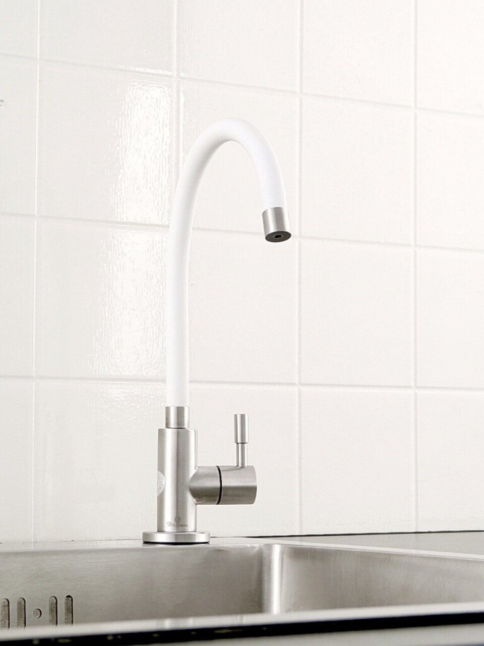 Смеситель для кухни, Diadonna, гибкий излив, с кран-буксой, для одного типа воды, D13-0007S