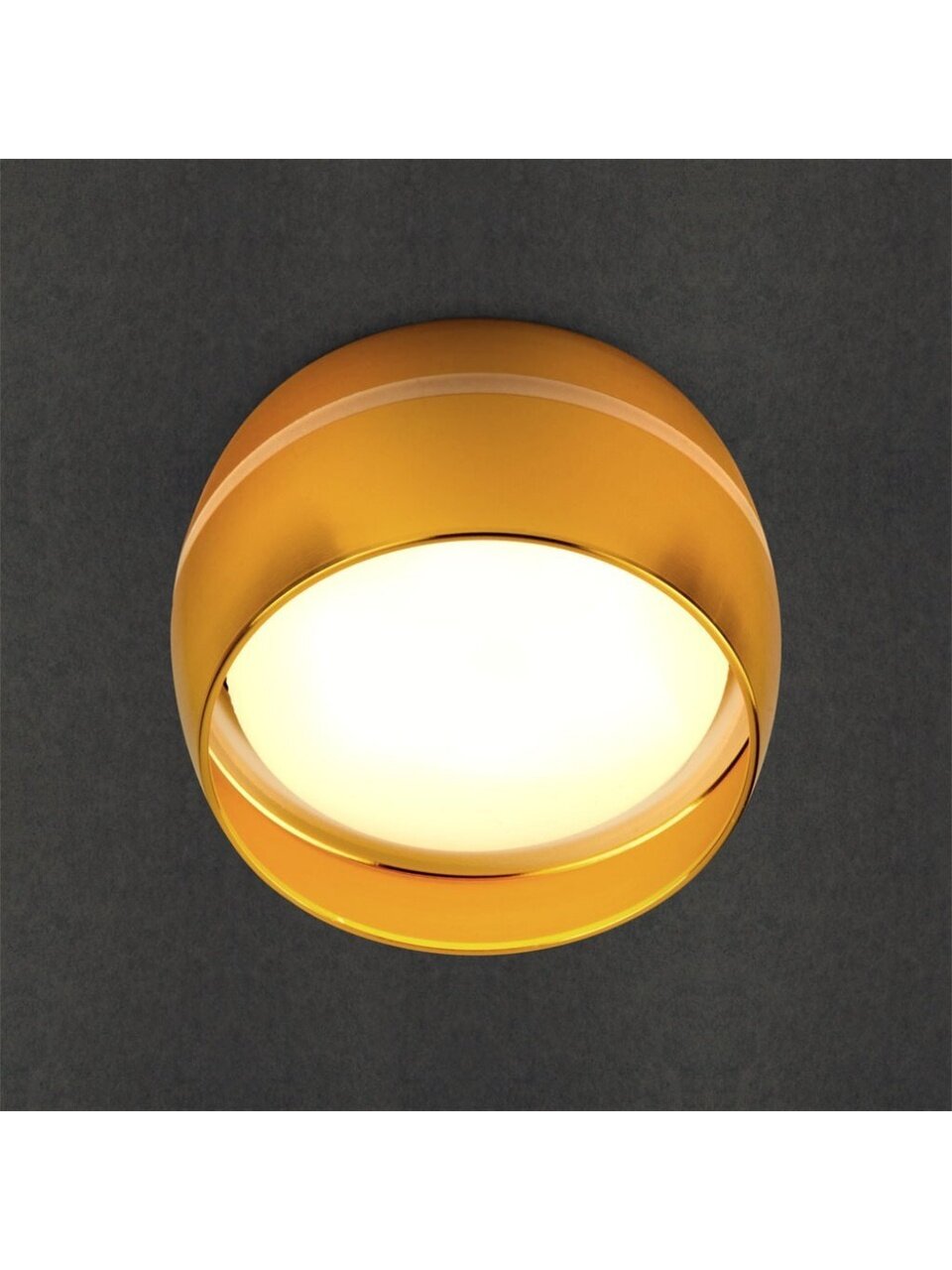 Светильник накладной General Lighting Systems, Чаша, 50 Вт, GX53, на 1 лампочку, IP20, 9х9х5 см, боковой рассеиватель, Спот, золотой, 661340