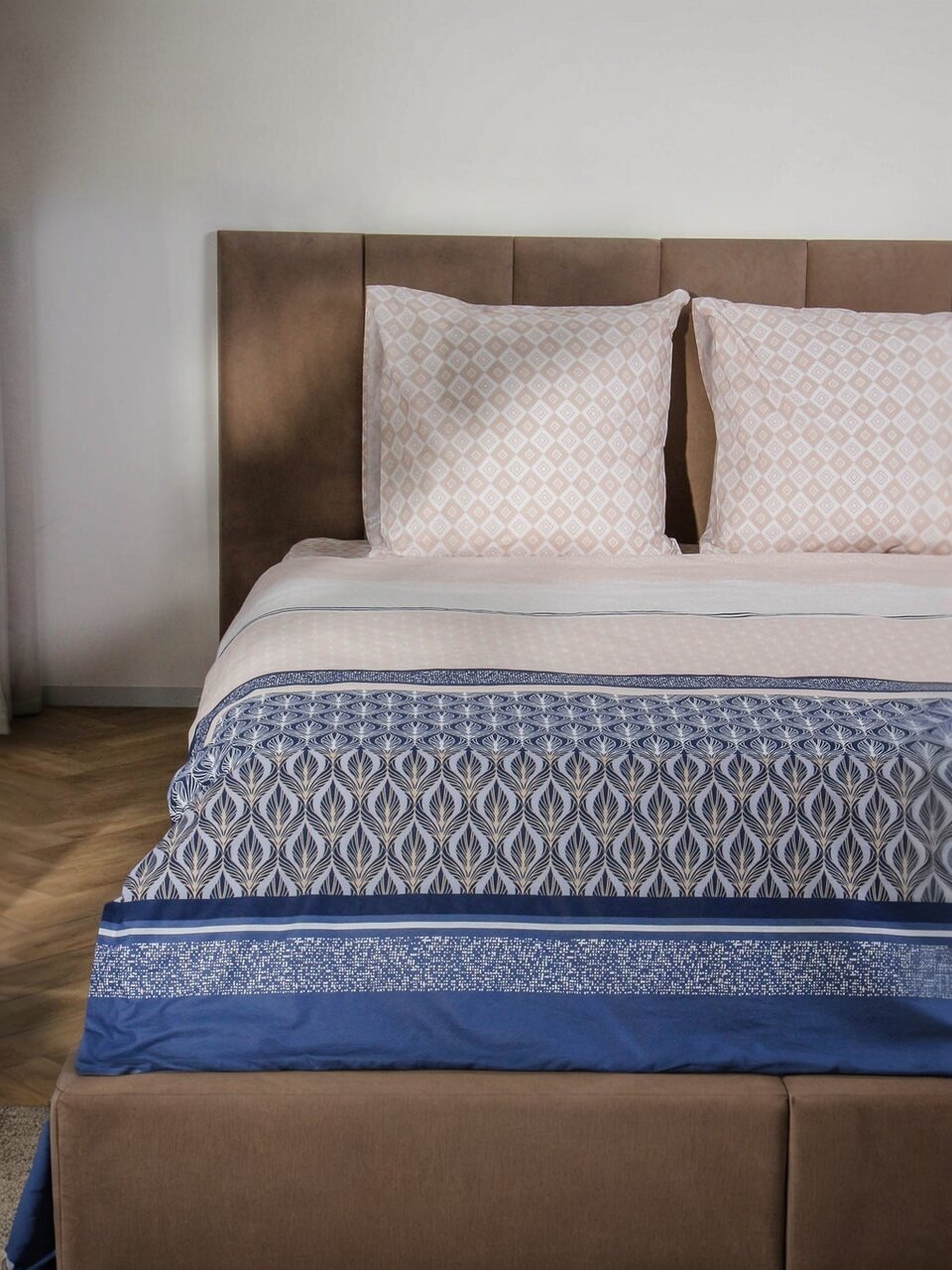 Постельное белье семейное, простыня 215х240 см, 2 наволочки 70х70 см, 2 пододеяльника 145х215 см, Silvano, поплин, Polo