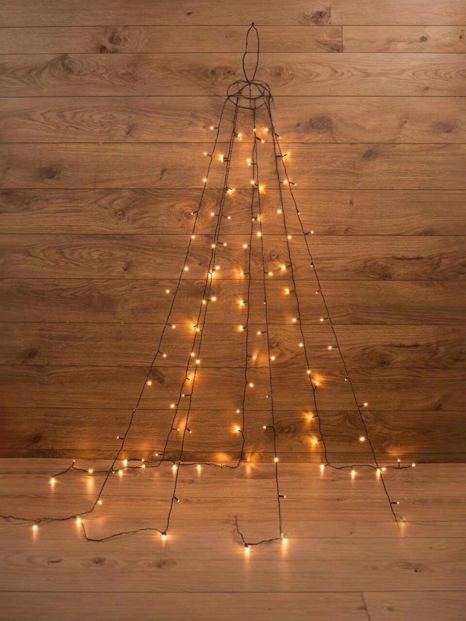 Гирлянда 126 ламп, 1.8 м, 8 режимов, теплый белый свет, зеленая, с кольцом, сетевая, 7 нитей по 1,8 метра, не соединяется, 235-086