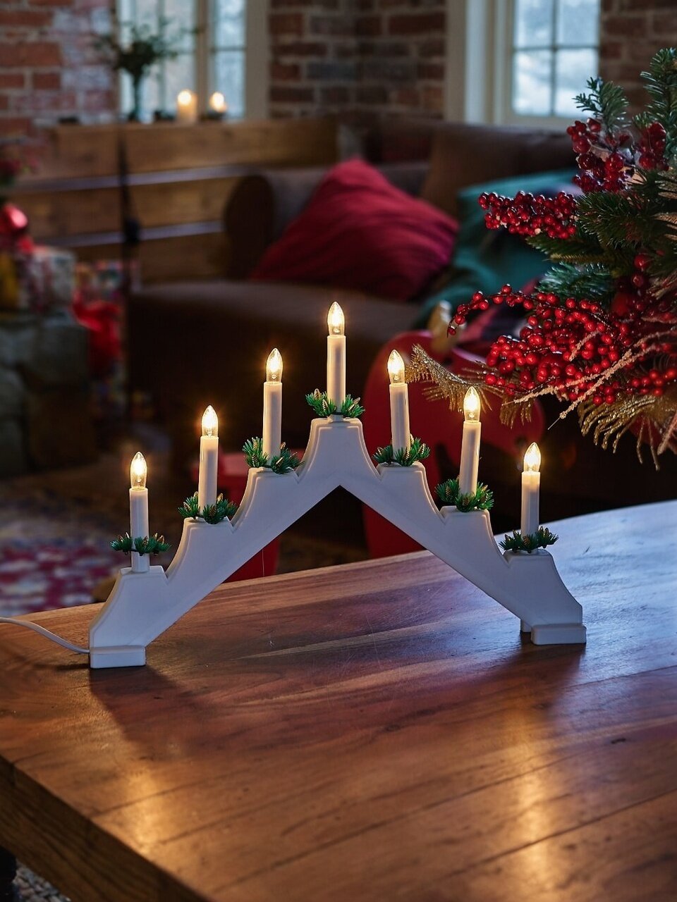 Подсвечник декоративный пластик, 41х29.5 см, белый, Uniel, 7 миниламп, белый свет, UL-00007388