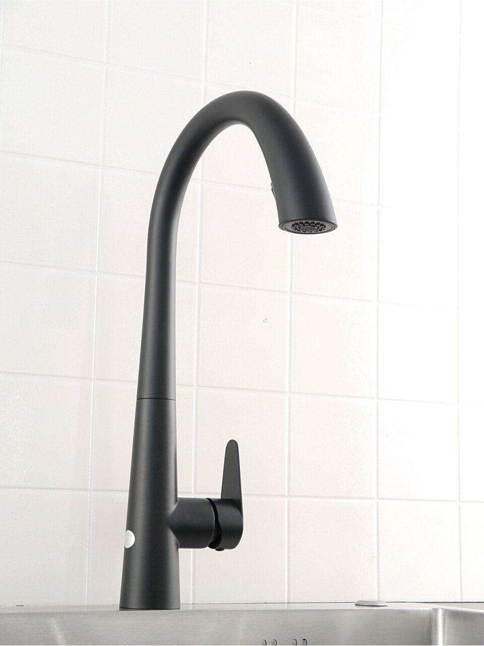 Смеситель для кухни, Diadonna, выдвижной излив, с картриджем, D60-0006BL