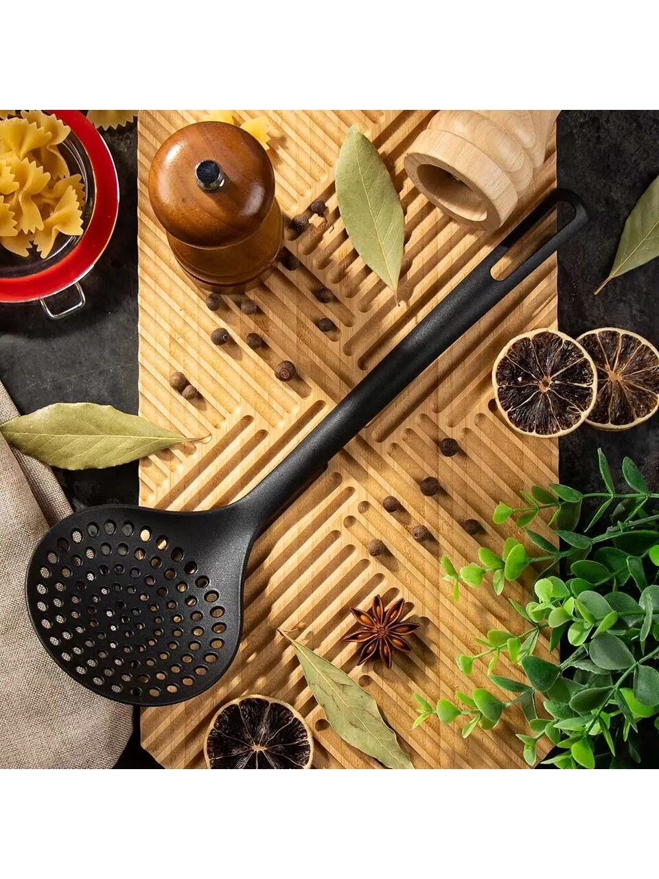 Шумовка нейлон, с прорезями, навеска, черная, Daniks, Turin, YW-KT309-6