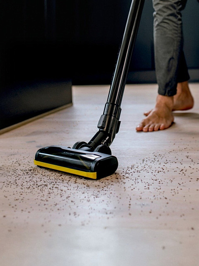 Пылесос аккумуляторный, вертикальный, Karcher, VC 4 Cordless myHome, 140 Вт, с контейнером, 0.65 л, 2.5 А.ч, сухая уборка, белый