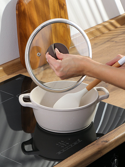 Кастрюля алюминий, антипригарное покрытие, 2 л, крышка стекло, Гурман, Pollen light, ГМк203 ПЛИ, индукция