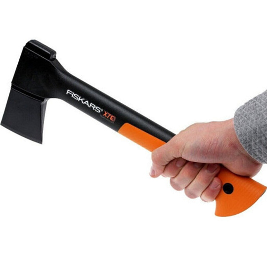 Топор Fiskars, X7-XS X-series, рукоятка стеклопластик, 0.64 кг, с чехлом, 1015618