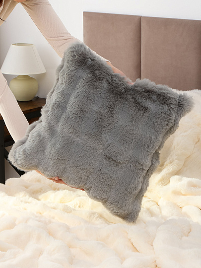 Наволочка декоративная Кролик, 100% полиэстер, 45 х 45 см, серая, A130055