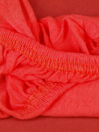 Простыня 1.5-спальная, 140х200х20 см, 100% хлопок, трикотаж, коралловая, на резинке, Silvano, Радуга