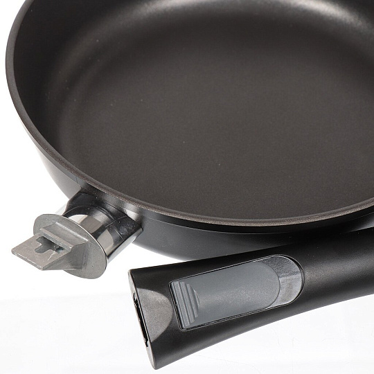 Сковорода алюминий, 20 см, антипригарное покрытие, Нева Металл Посуда, Особенная, съемная ручка, 9020