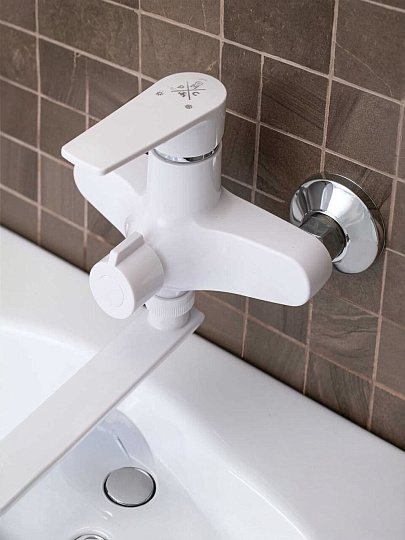 Смеситель для ванны, РМС, с картриджем, пластиковый корпус, белый, PL6-006E