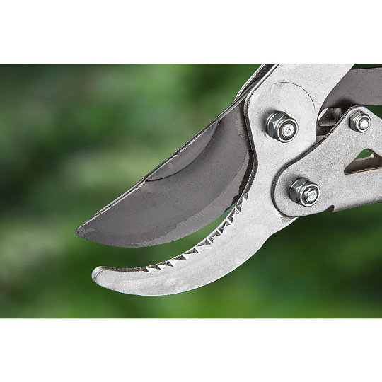 Сучкорез универсальный 670 мм, максимальный диаметр резки 45 мм, телескопические рукоятки, VERTO, 15