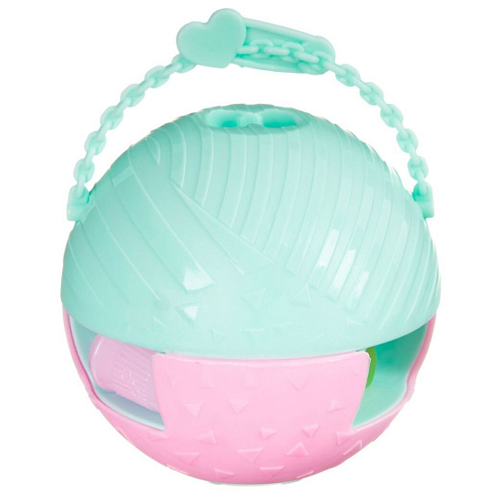 Куколка Bondibon, Oly в шапочке-ушанке, 10х10х10 см, с животным и аксессуарами в шаре, ВВ3890