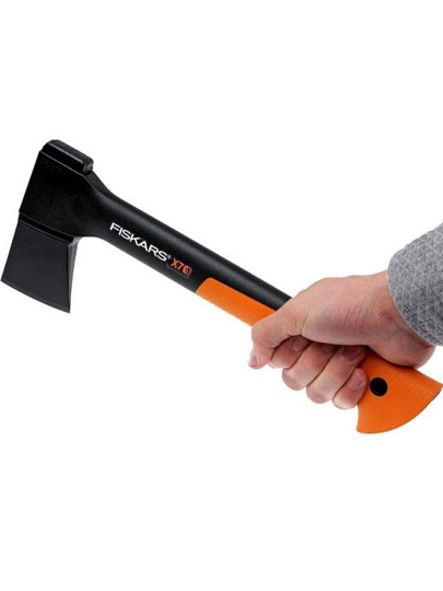 Топор Fiskars, X7-XS X-series, рукоятка стеклопластик, 0.64 кг, с чехлом, 1015618