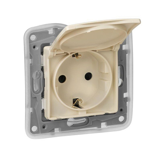 Механизм розетки 1-м СП Etika 16А IP44 2P+E с заземл. защ. шторки с крышкой б/к сл.кость Leg 672332