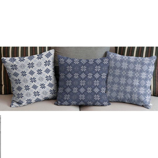 Подушка декоративная, 45х45 см, Снежный калейдоскоп, рогожка, синяя, Winterland, 670934