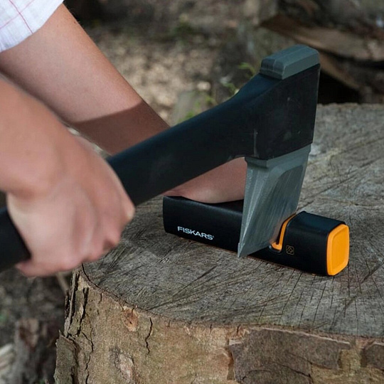 Точилка для топоров и ножей, Fiskars, Xsharp, 1000601