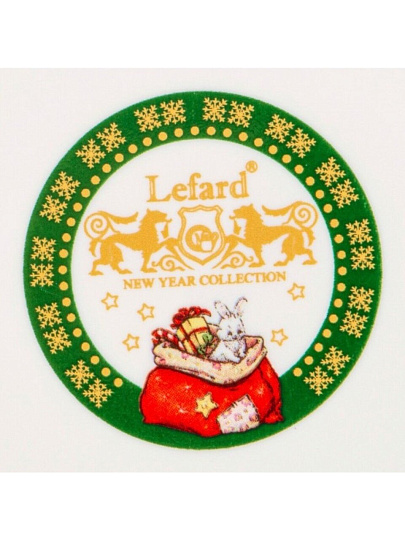 Блюдо фарфор, фигурное, 17.5х17.5х3.5 см, зеленое, Елка, Lefard, 85-1610