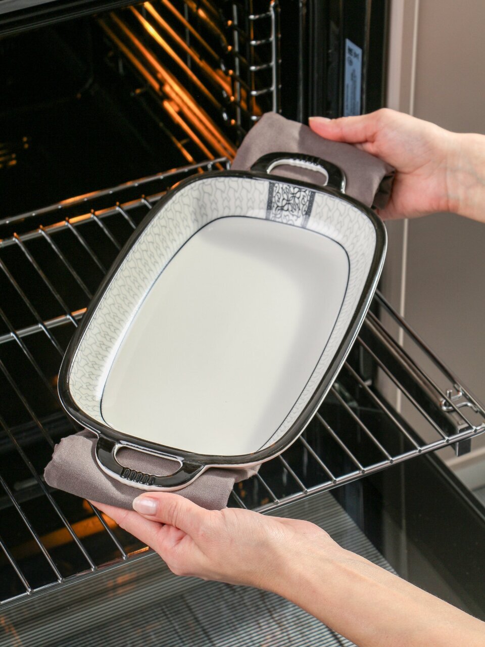 Блюдо керамика, прямоугольное, 18х33х4 см, с ручками, RasheL, R-33101