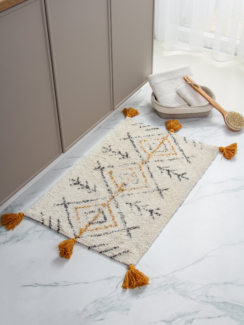 Коврик для ванной, 0.5х0.8 м, 100% хлопок, бежевые ромбы с кисточками, Silvano, Лиона