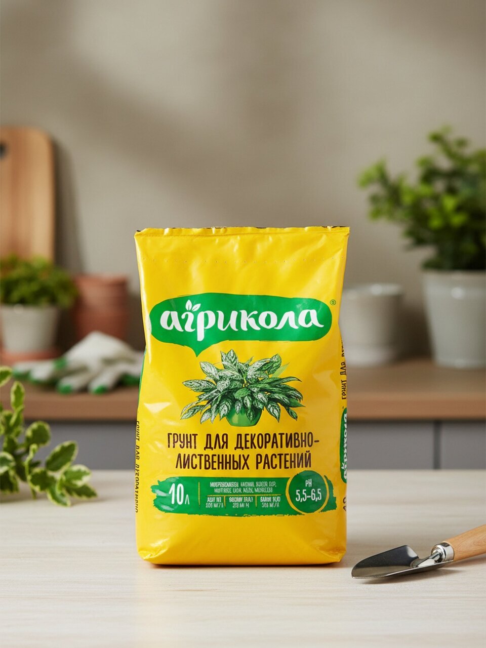 Грунт для декоративно-лиственных, 10 л, Агрикола