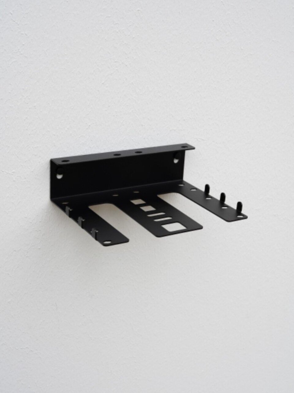 Держатель для инструмента для 2-х шуруповертов и отверток, настенный, черный, ElectricLight, КБ-01-115