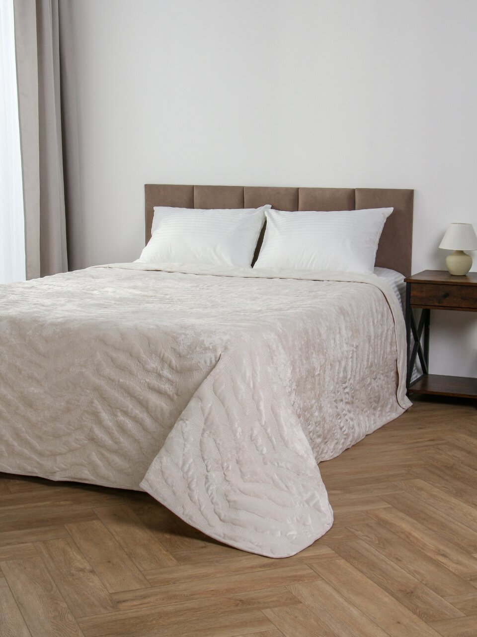 Покрывало евро, 240х260 см, 100% полиэстер, Silvano, Savanna, молочное