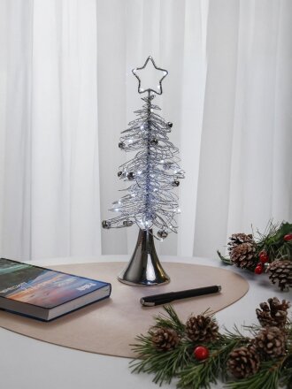 серебристый