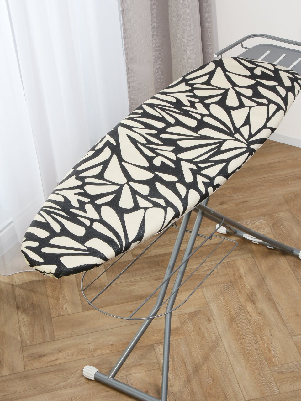 Чехол для гладильной доски с антипригарным покрытием, 129.5х46 см, черное золото, трехслойный, Марья Искусница