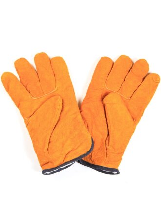 Перчатки цельноспилковые, спилок, замша, без рисунка, оранжевая основа, манжет-резинка, утепленные, мех-барашек, Стандарт
