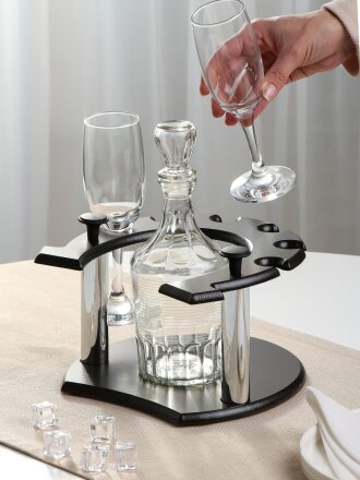 для рюмок и графина