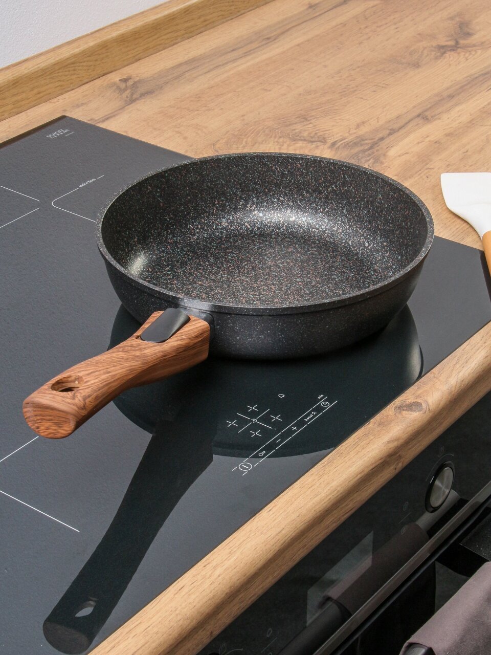 Сковорода алюминий, 24 см, антипригарное покрытие, Kukmara, Granit Ultra Induction original, съемная ручка, индукция, сгоиш242а