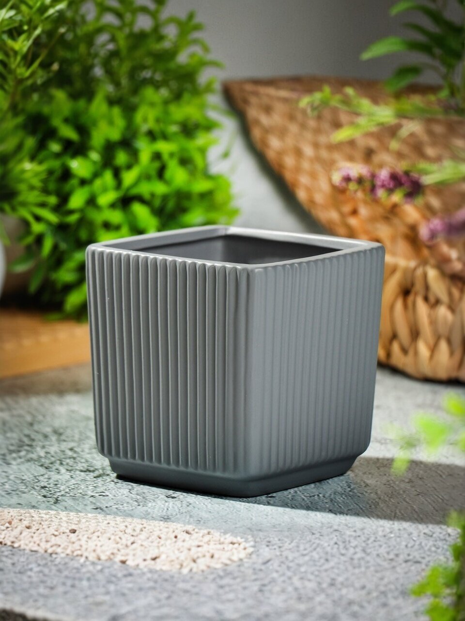 Кашпо керамика, 0.8 л, 10х10 см, серое, Ребро, Y4-8777