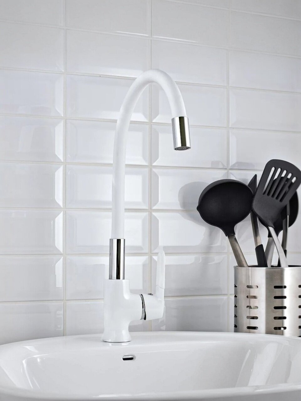 Смеситель для кухни, РМС, гибкий излив, с картриджем, белый, SL123W-016F-1