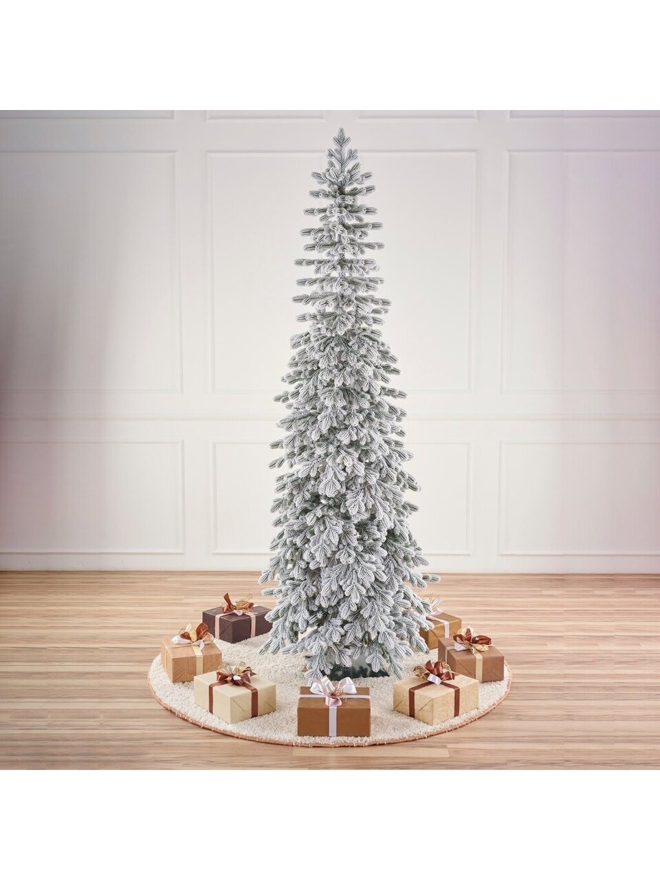 Елка новогодняя напольная, 155 см, Тикко, ель, хвоя литая, снег, подставка пластик, ЕЛТКЗ 15, Max Christmas