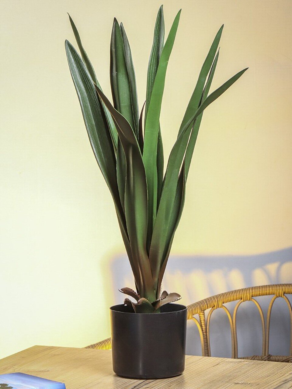 Цветок искусственный декоративный Гипеаструм, в кашпо, 70 см, Y4-8801