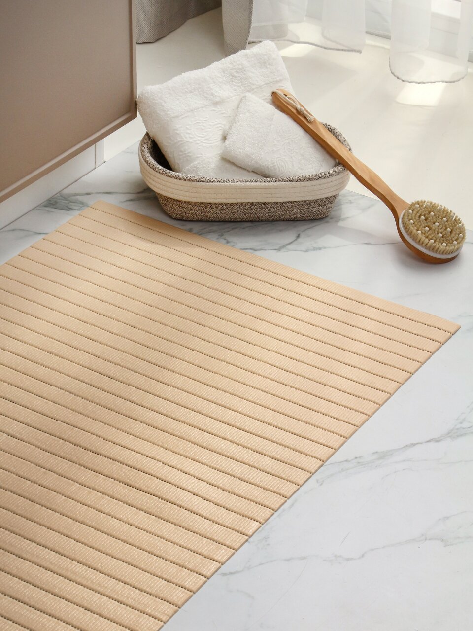 Коврик для ванной, антискользящий, 0.8х15 м, вспененный ПВХ, светло-бежевый, Вилина, Виктория, LB