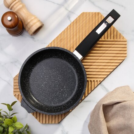 Сковорода литой алюминий, 18 см, антипригарное покрытие, Мечта, Гранит black Induction Pro, бакелитовая ручка, 18802И