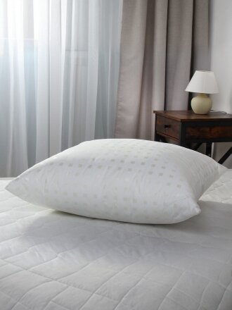 Подушка 70 х 70 см, Лебяжий искусственный пух, тик, эвкалиптовое волокно, на молнии, Silvano