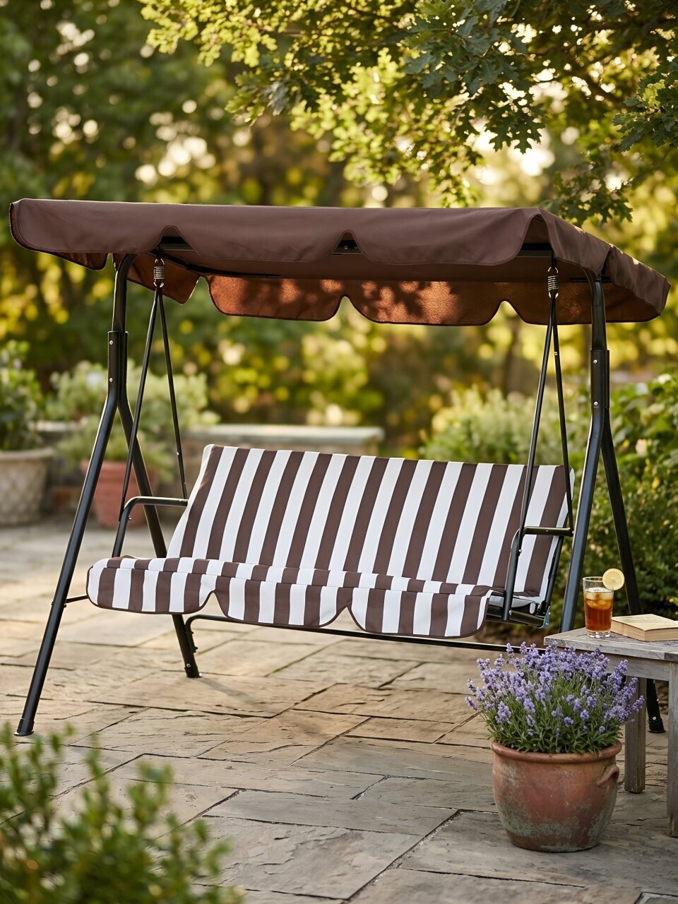 Качели садовые 3-местные, 170х110х153 см, 210 кг, металл, коричн.полоска, C060046