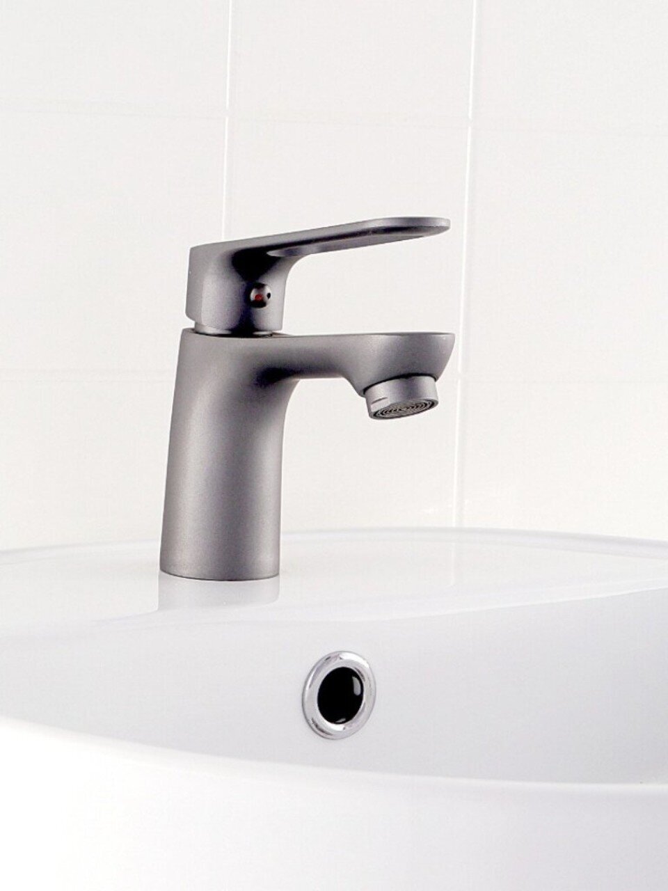 Смеситель для раковины, Эверест, короткий излив, с картриджем, B10-15319