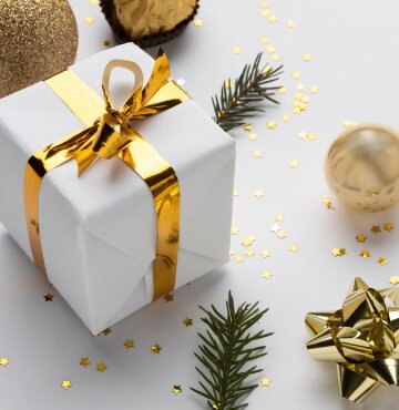 Подарки женщине на Новый год