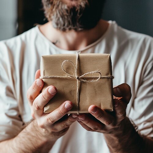 Подарки мужчинам по акции