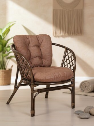 на спинку кресла