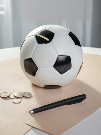 Футбольный мяч