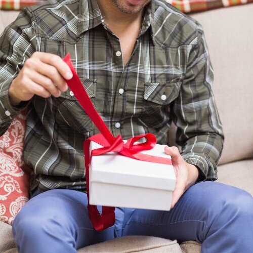 Подарки мужчинам по акции
