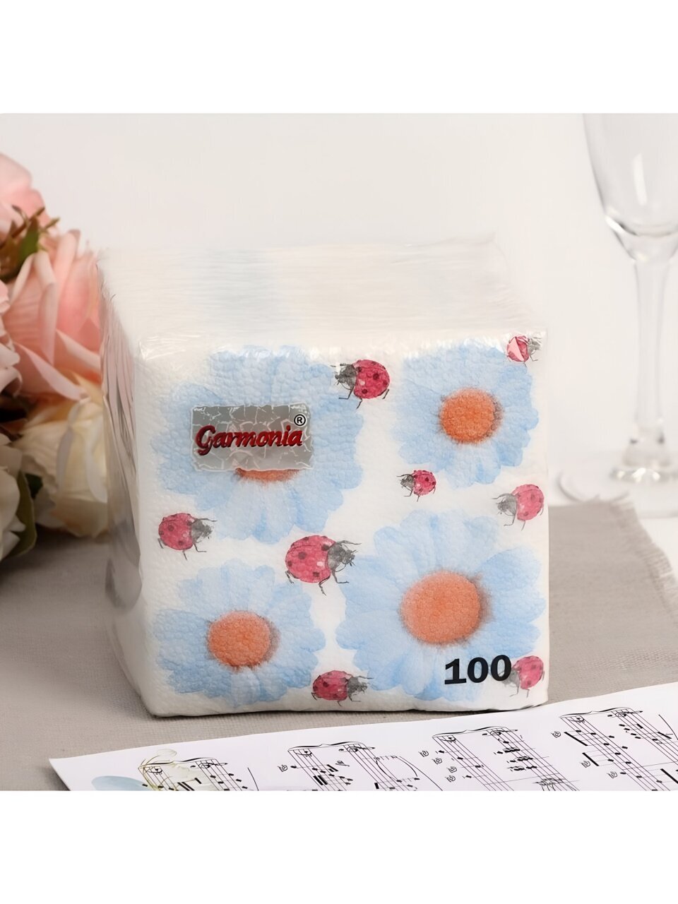 Салфетки бумажные Гармония Цвета, Божья коровка, 100 шт, 24х24 см, в ассортименте